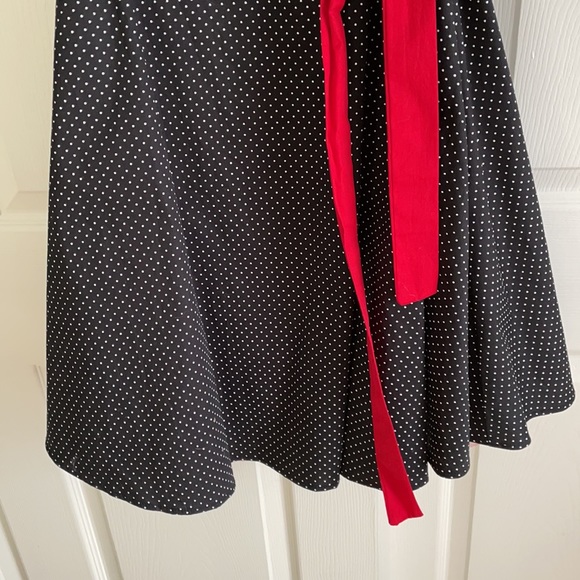 Super Cute Polka Dotted Strapped Dress 🌹 - Picture 4 of 14